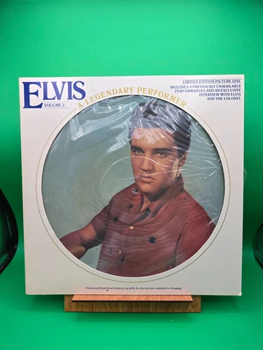 Elvis Presley- A Legendary Performer Volume 3 ( CPL1-307, 1978) Booklet Included