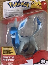 Pokemon GLACEON  Battle Action Figure BRAND NEW