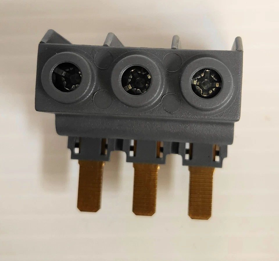 ABB LD40 Terminal Block Add-on 3-pole Block Contactor Accessory - Image 4 of 4