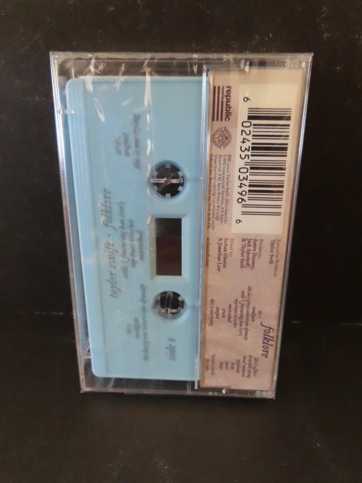 TAYLOR SWIFT - FOLKLORE - IN THE TREES DELUXE EDITION CASSETTE Republic Records - Image 2 of 4