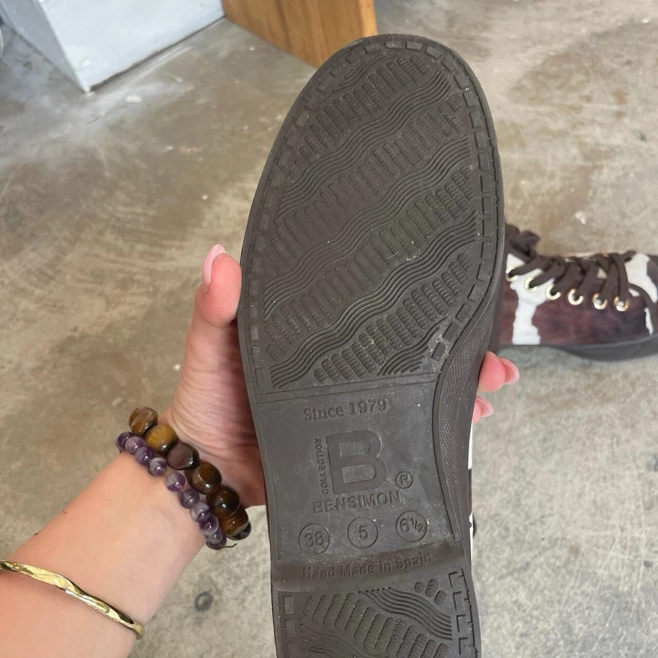 Zapatillas Bensimon Estampado Vaca Talla 6.5 Foto 4 de 4