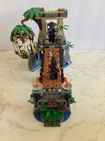 The LEGO Ninjago Movie: Master Falls (70608) 100% Complete w/instructions.