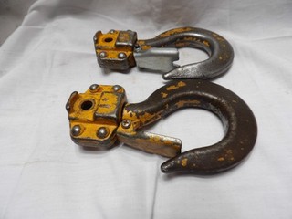 Pair of 1 Ton Swivel Chain Hooks