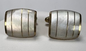 Gorgeous Vintage Austria Gold Tone & Mother Of Pearl Cuff links 