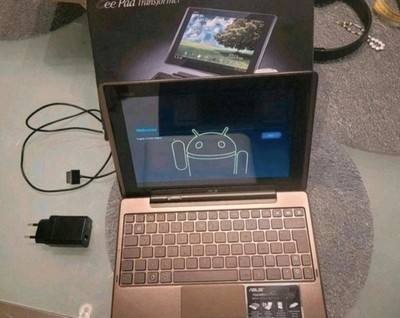 Asus Eeepad Transformer  TF101 Notebook Laptop Tablet