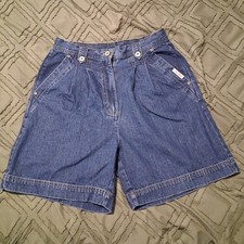 Woman's Size 8 Vintage Bill Blass Pleated Jean Shorts
