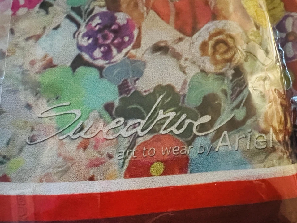 100% Silk Scarf Swedroe art to wear by Ariel Butterflies Flowers Large 33” $150 - Image 2 of 4