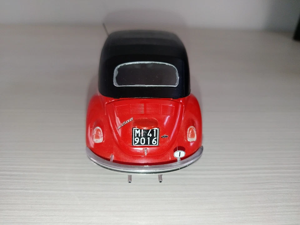 Volkswagen Beetle 1/24 Revell Kafer Escarabajo Maggiolino Vedi Foto Leggi  - Immagine 4 di 4