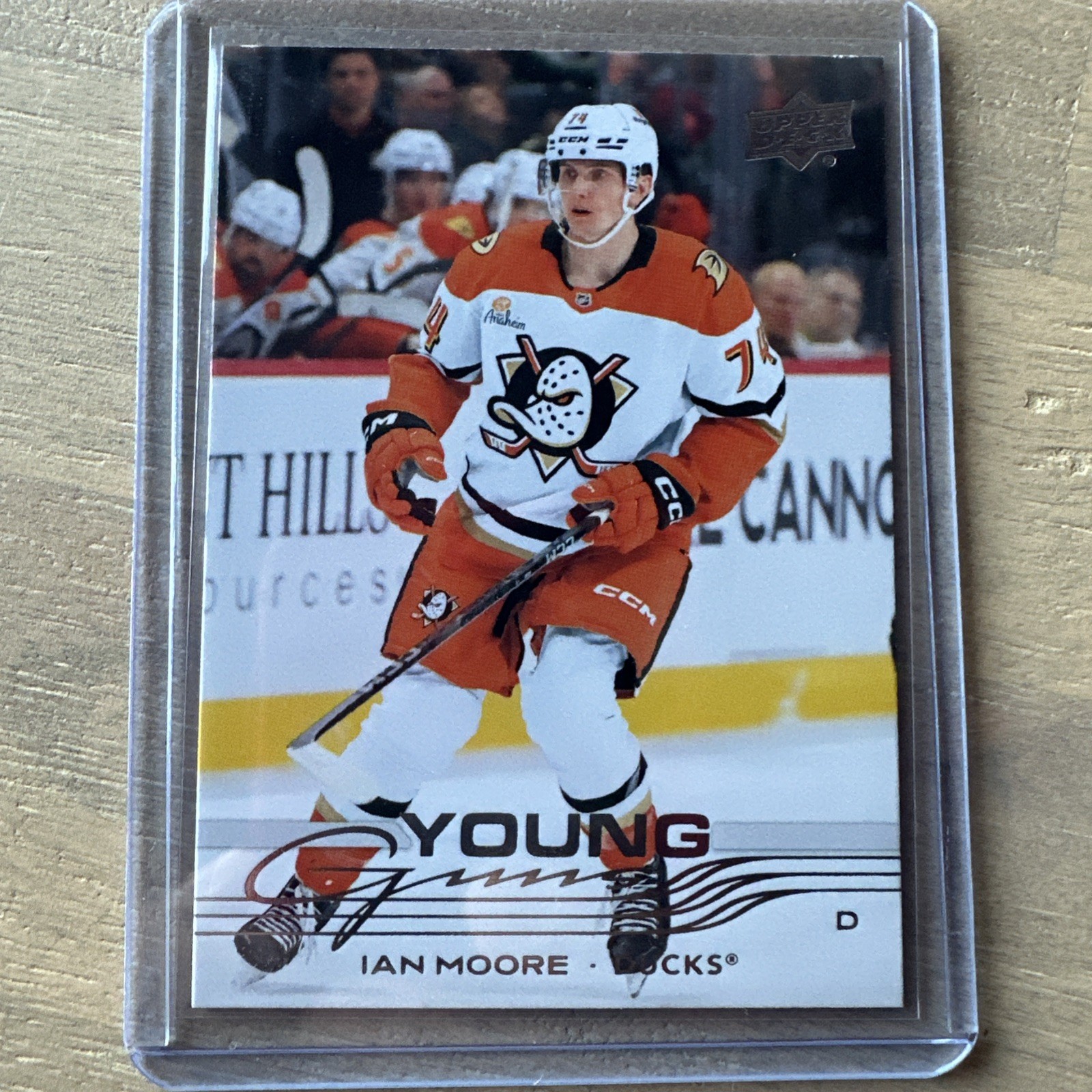 ✅ 2025-26 Upper Deck Series 1 Young Guns Ian Moore Anaheim Ducks Rookie Card 232