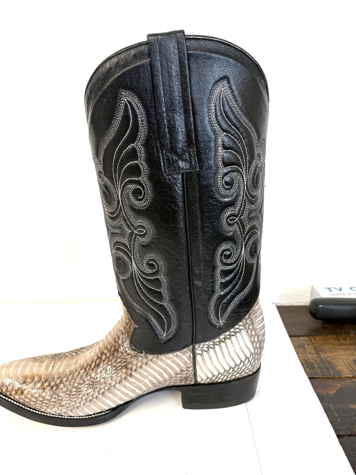 Circle G Exotic Gold Python Vamp Black Leather Bo… - image 11