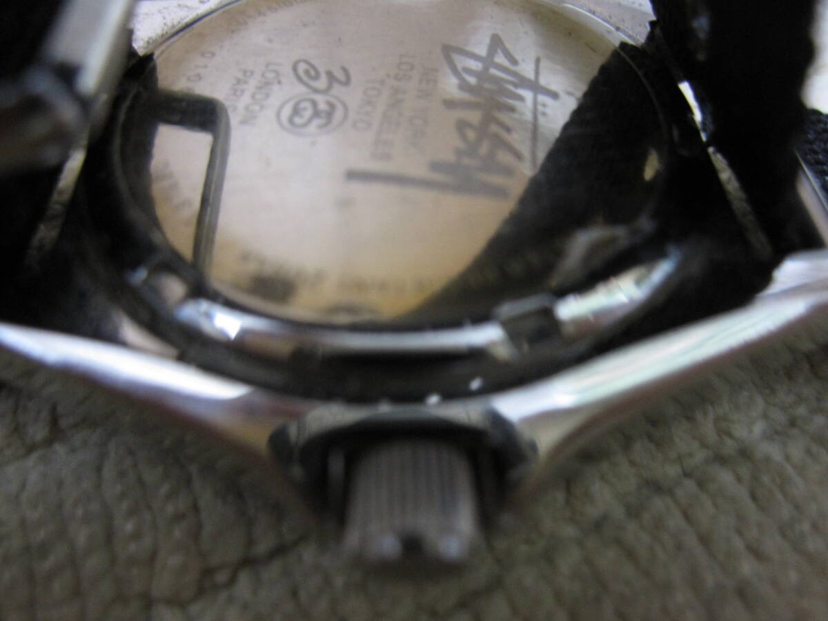 Seiko Stussy Solar Diver's Watch 30th Anniversary V145-0CE0 Used thumbnail 9