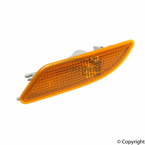 One New Genuine Side Marker Light Front Left 1718200121 for Mercedes MB