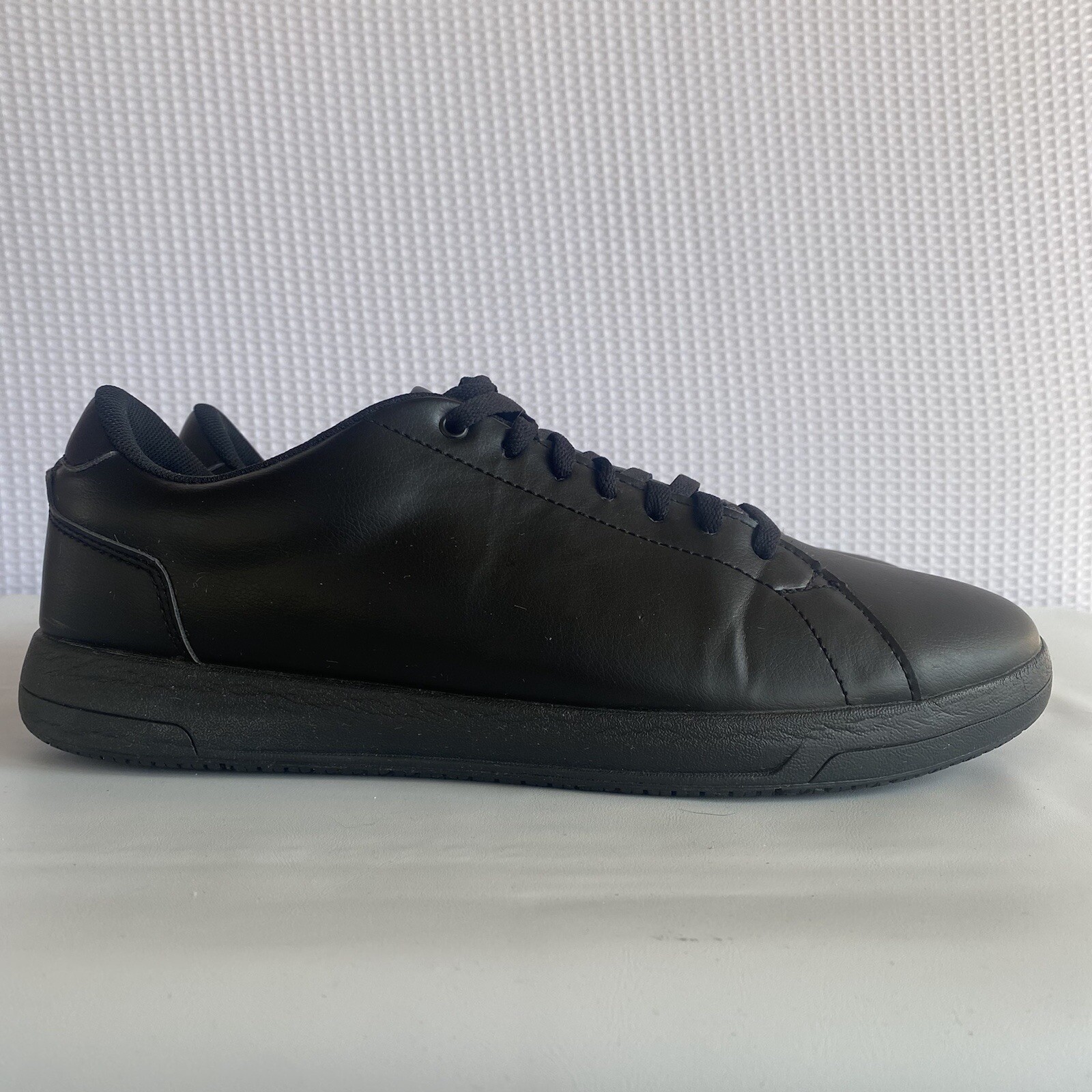 black Mens. Anti fatigue insole 