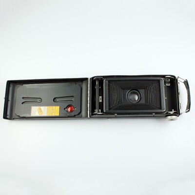 Kodak - Jiffy Six-16 Series II Folding 616 Roll Film Camera + Case