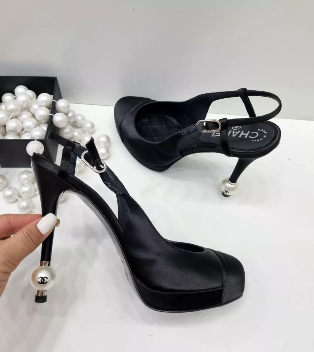 Chanel heels with pearls 39/5