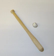 Dolhouse Wood Baseball Bat and Ball 1:12 Doll House Miniature Sports Equipment