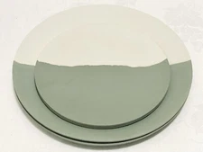 Tommy Bahama Home Melamine Two-Tone Green & Cream Dinner Plate Set of 4 Plates