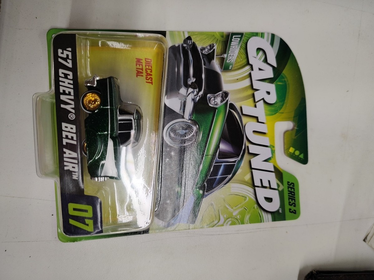 CHASE MGA CAR TUNED LOWRIDERS SERIES 3 #07 '57 CHEVY BEL AIR CHASE