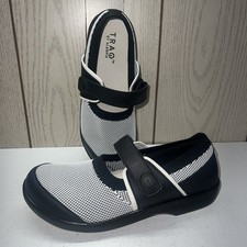 Alegria Traq Women's Qutie Walking Shoe Black White TRA-QUT-5019 Sz EUR39 9-9.5