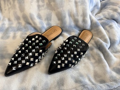 Cape Robbin Enny Slip On Flat Sandals Black pointed Toe Embellished. Size 7