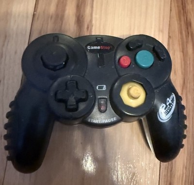 Mad Catz GameStop Gamecube 2.4Ghz Wireless Controller