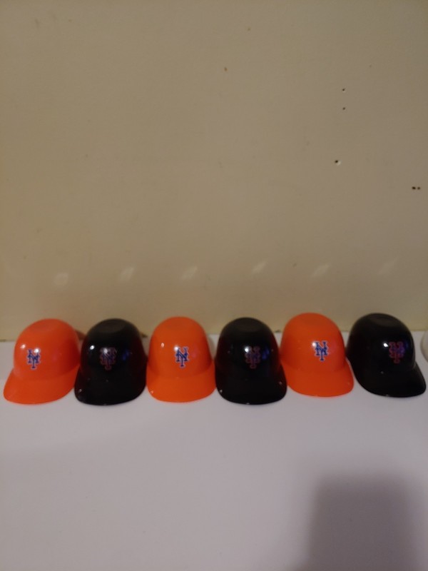 New York METS,mini hard plastic baseball cap bowls. Lot of six (6). 3 black / 3