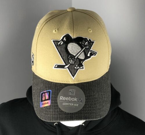 Pittsburgh Penguins Hat - Gold Reebok Center Ice Flex Fit - Two Sizes Available - Foto 1 di 5