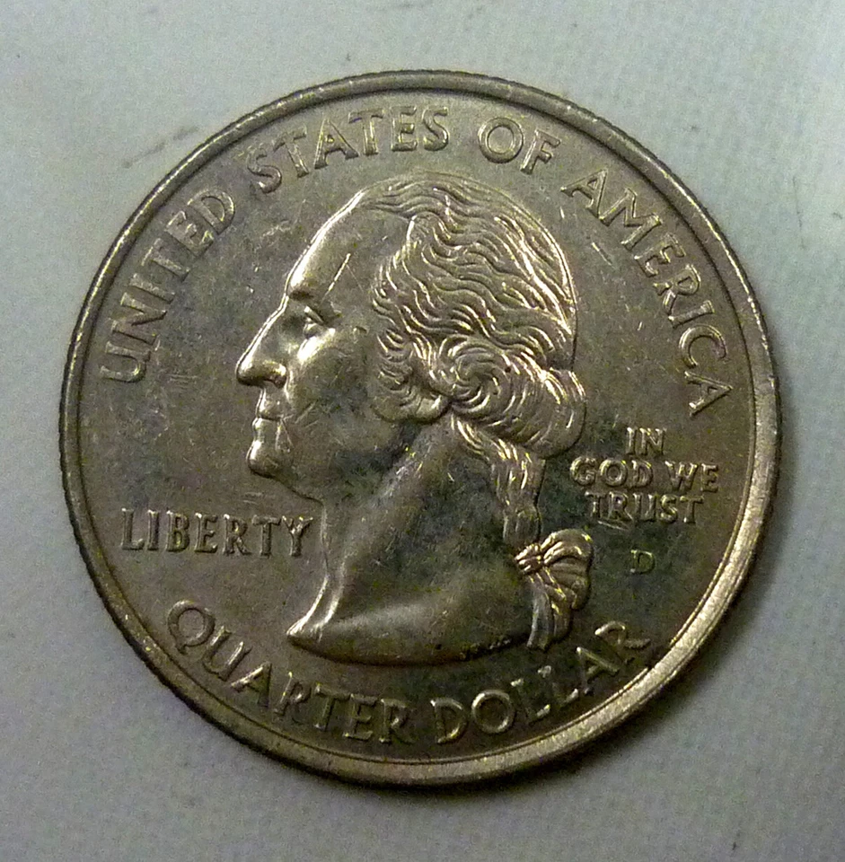 2001 D NORTH CAROLINA U.S. State Quarter 'Nice & Sharp Details'. - Image 2 of 2