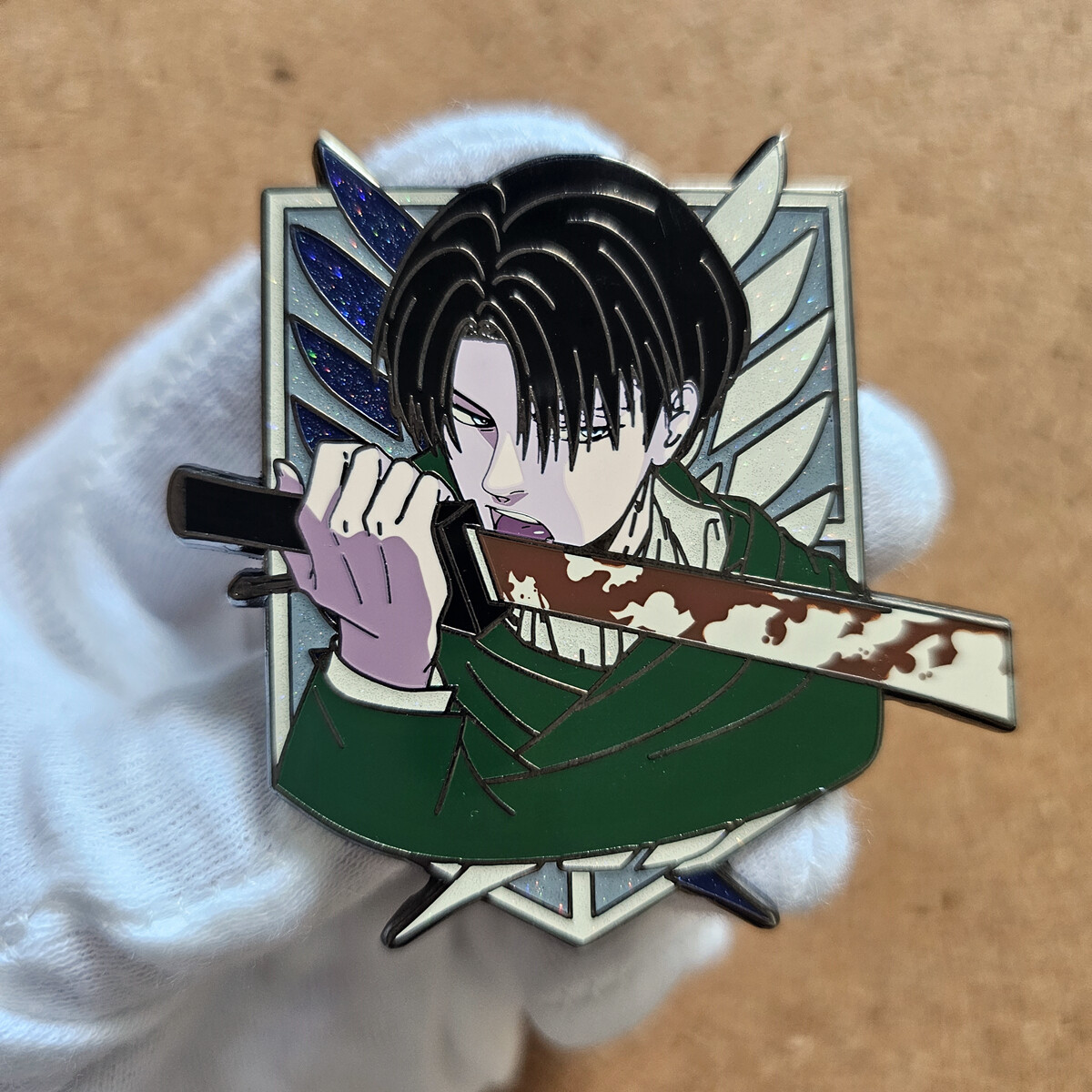 Ataque a los Titanes Eren Jeager Yaeger Alta Calidad Metal Esmalte Pin Insignia Regalo