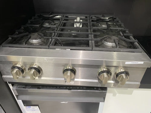 Beko 30" Stainless Steel Built In Gas Rangetop Model # PRGRT30500SS