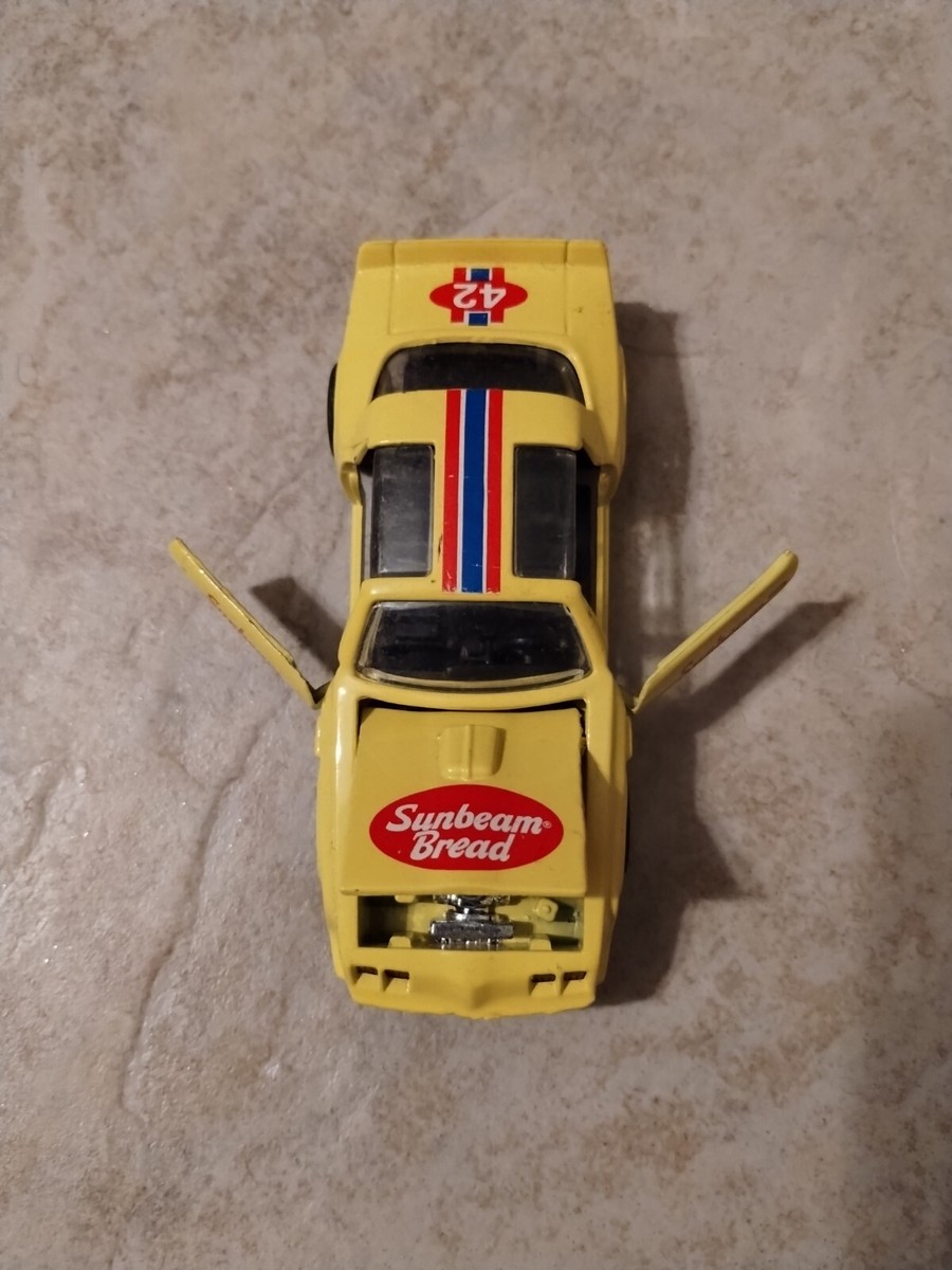 1980年　Sunbeam ブレッド　アドバタイジング　シェルフ　アメトイ Vintage SUNBEAM Bread Speedmachine Pontiac Firebird Friction Car