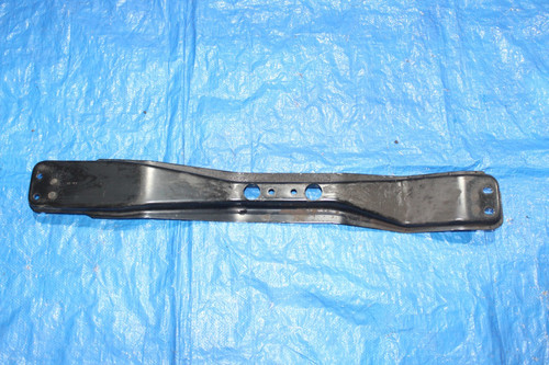 86-97 Nissan D21 Hardbody P/U 5 Speed Transmission CROSS Member Support Bar 2WD
