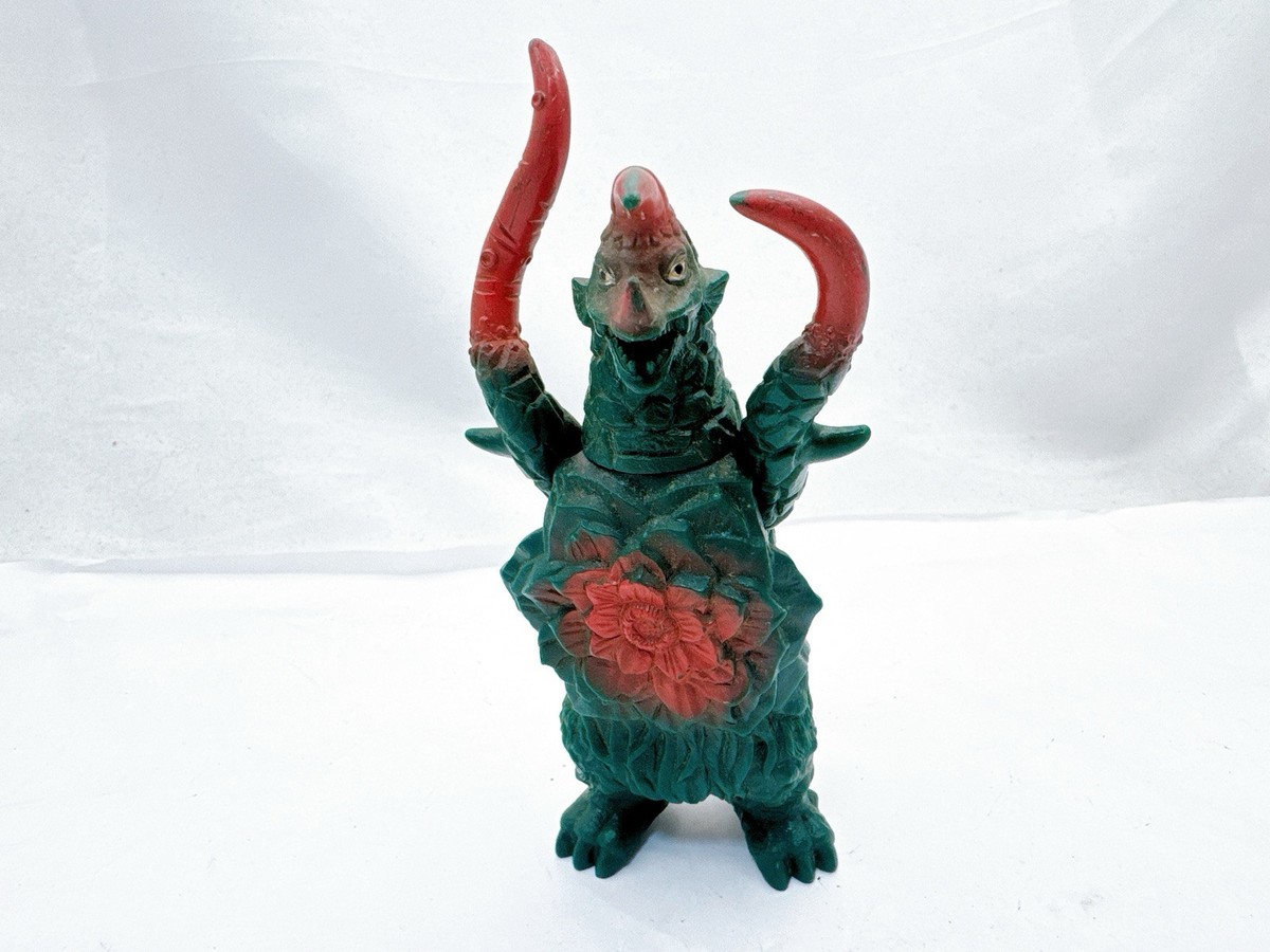 BANDAI Ultraman Kaiju Astromons Monster flexible soft vinyl Figure