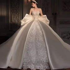  Sweetheart Neck Satin Wedding Dresses with Hochzeitskleid Beading Appliques
