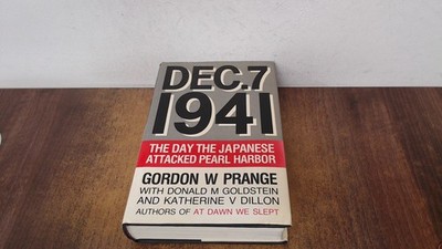 			December 7th, 1941: Day the Japanese Attacked Pearl Harbor, Prang		