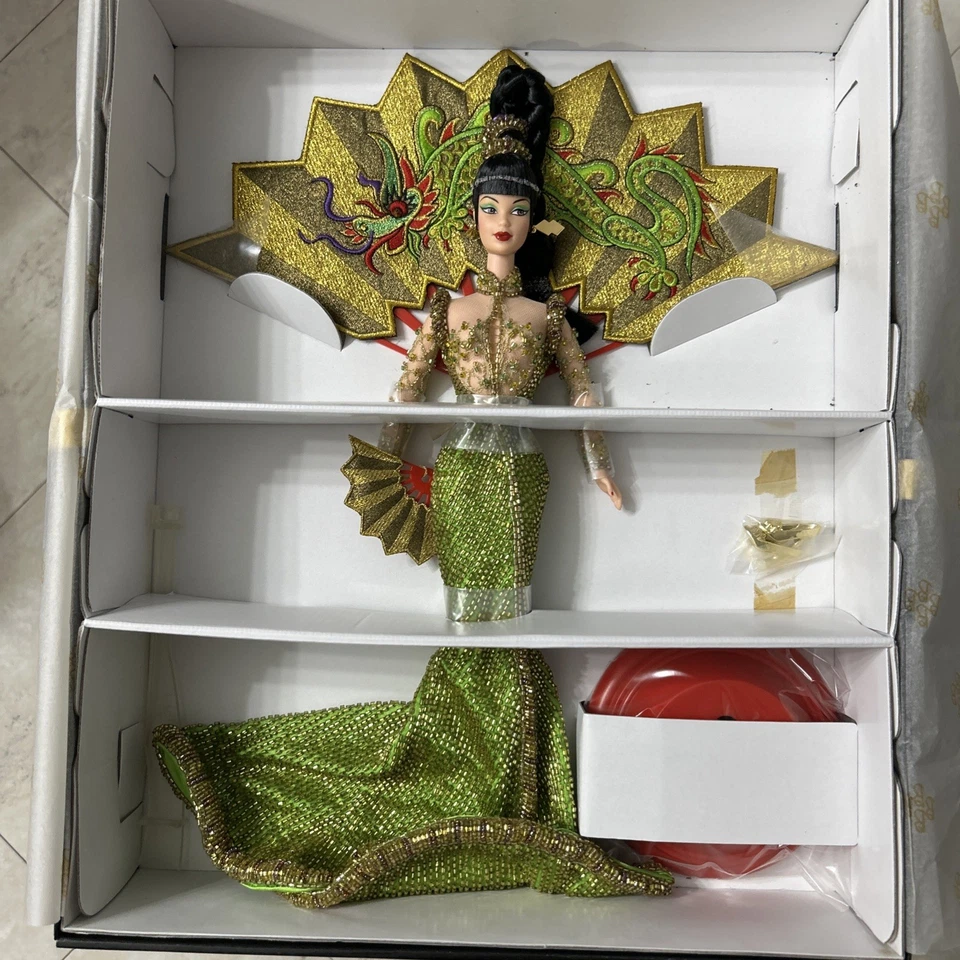 Muñeca Barbie Bob Mackie 1998 Edición Limitada 20648 De Colección Fantasía Diosa Asia Nueva Foto 4 de 4