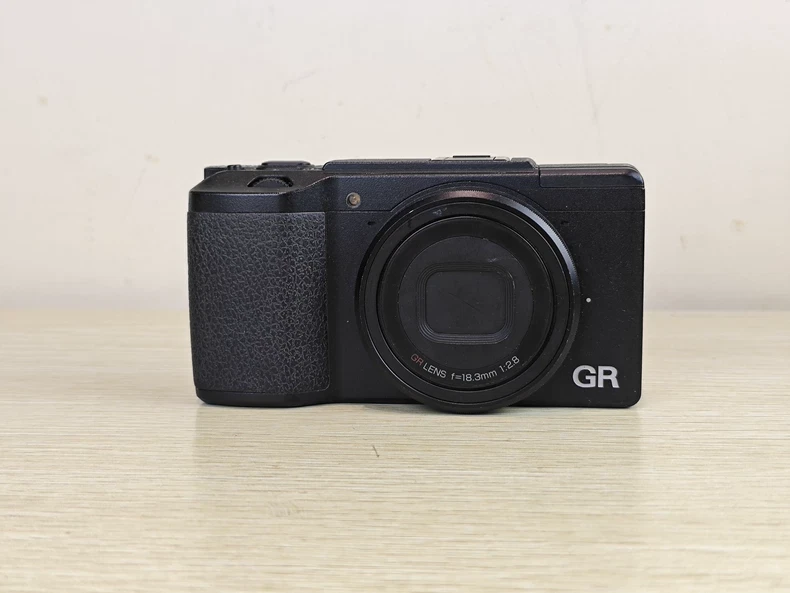 Ricoh GR II 14-16.9MP Digital Cameras for Sale | Shop New & Used
