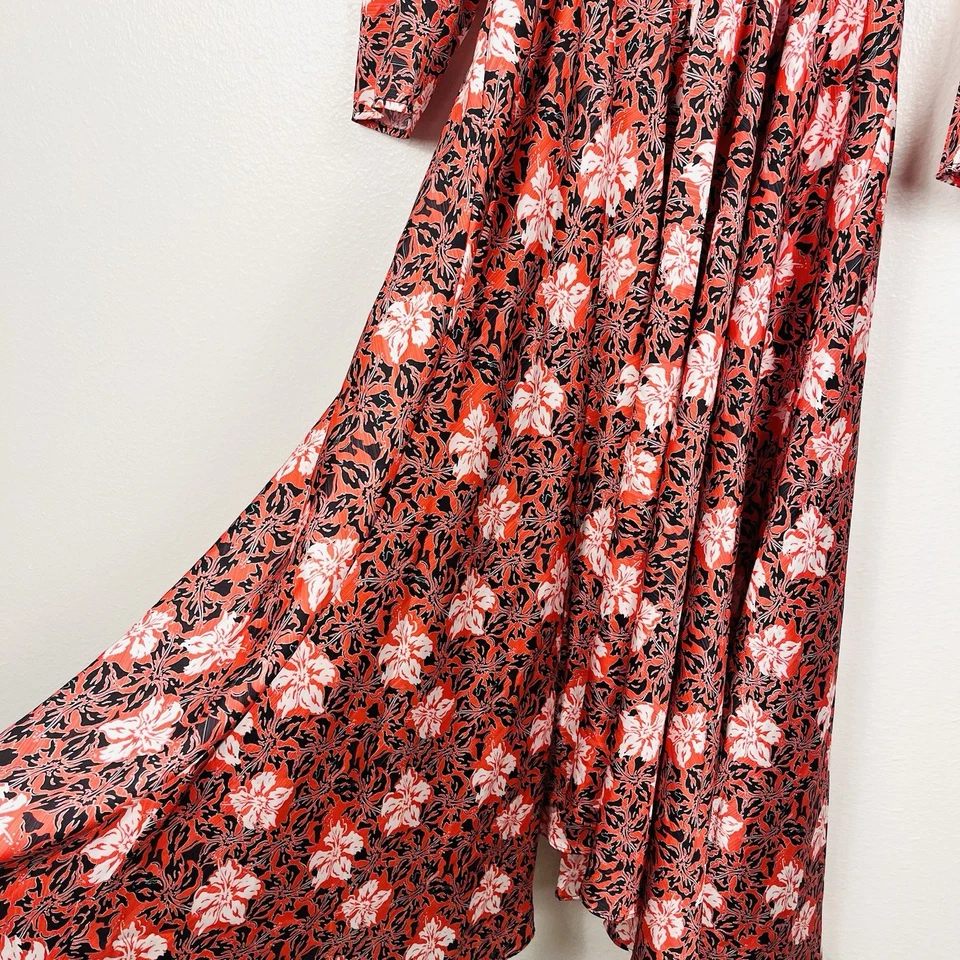 Vestido midi novo com etiquetas Maje vermelho e preto floral frente cruzada tamanho 36/pequeno - Imagem 4 de 4