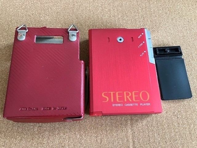 AIWA CassetteBoy HS-P6 Walkman Red with Cover Belt Clip Vintage
