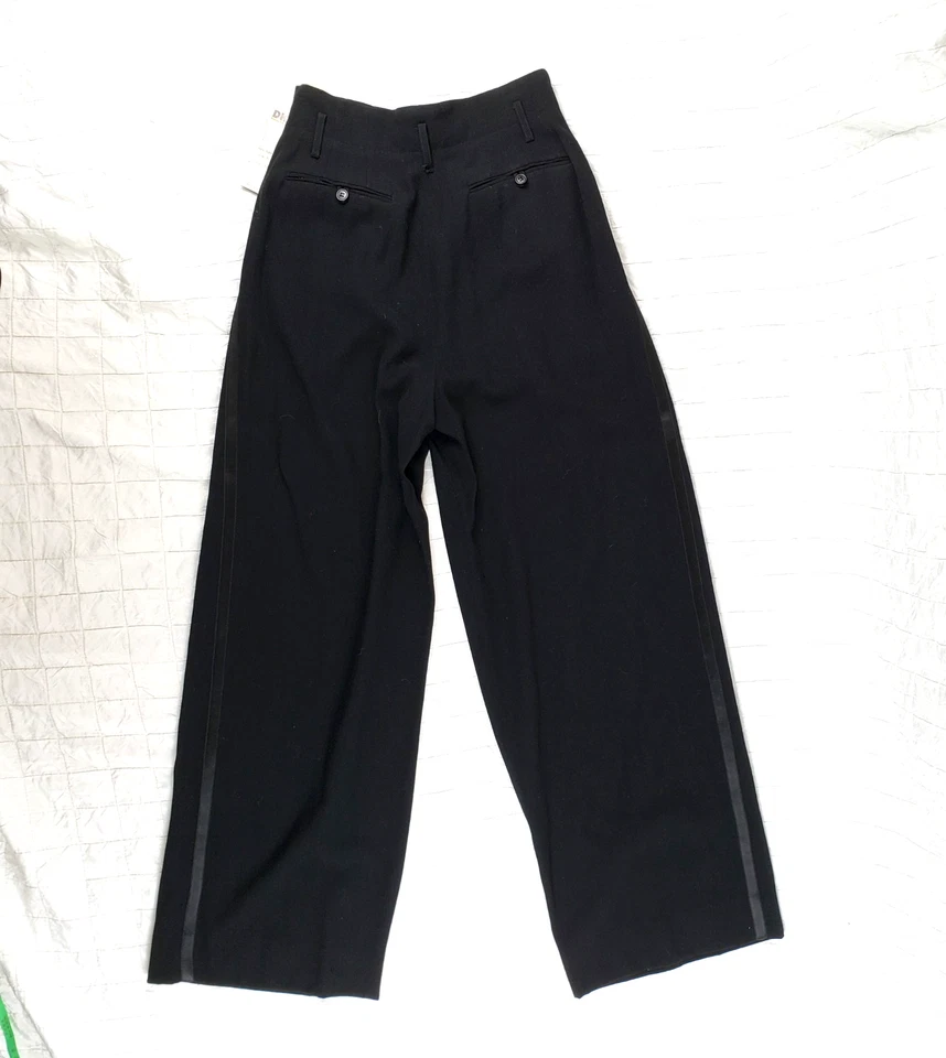 Calça social plissada cintura alta nova com etiquetas vintage Donna Karan lã preta perna larga 28x32 tamanho 6 - Imagem 2 de 4