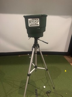 MaxBP Baseball Pitching Machine