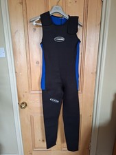 Typhoon wet suit watersports surfing swim kayak paddle canoe