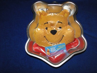 New Vintage Wilton Winnie the Pooh Cake Pan  2105-3004