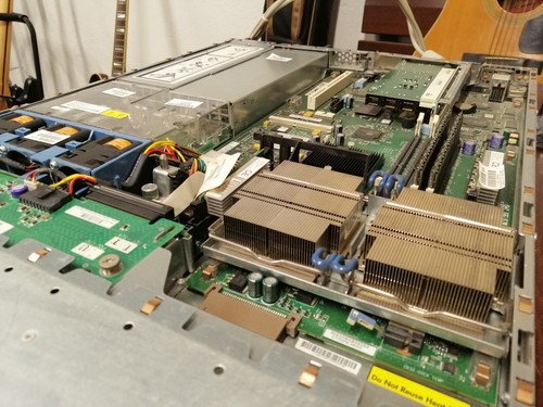 HP Proliant DL360 Gen3 und Rackmonitor mit Tastatur - Bild 12 von 12