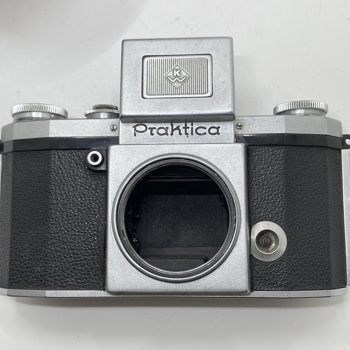 PRAKTICA KW ボディ PRAKTICA 35mm SLR Camera Body KW | Manual Focus