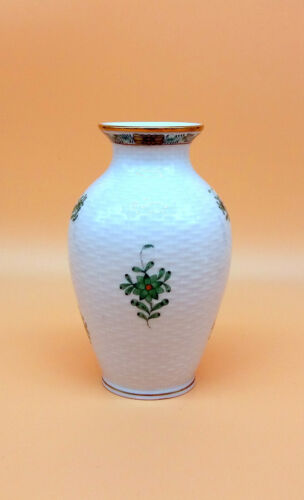 Herend Green Apponyi Vase Hungarian Handpainted Porcelain Vase Flower Decoration - Picture 3 of 10