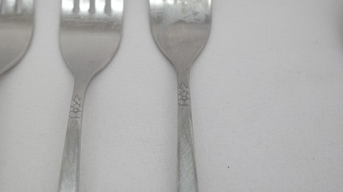 Oneida Melissa Posate Acciaio Inox Motivo Floreale Lotto 27 Pezzi TF - Foto 5 di 8