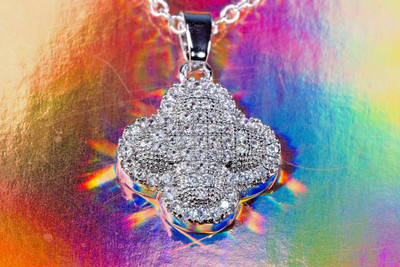 10K Weißgold Vermeil Pave Glücksklee Halskette an 18'' Kette