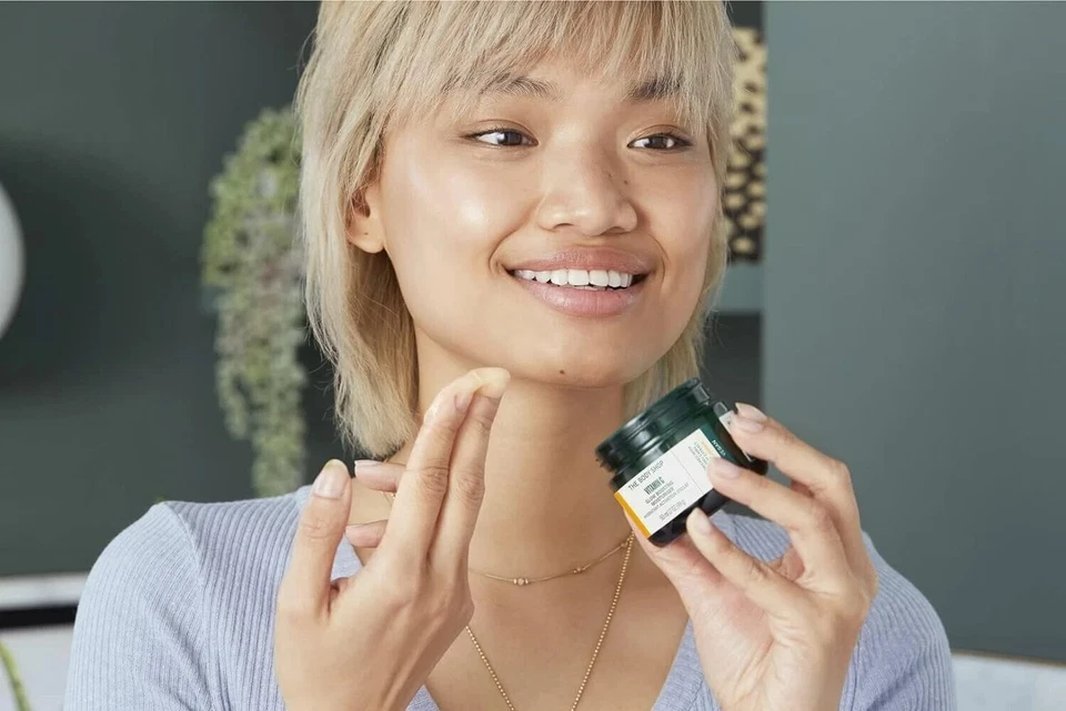 Увлажняющий крем The Body Shop Vitamin C Glow Boosting — 50 мл - Изображение 4 из 4