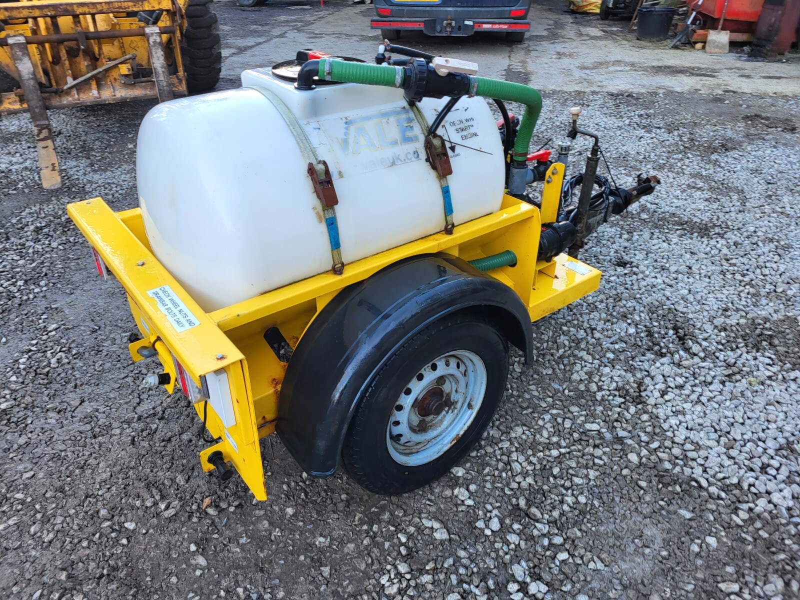 VALE Deicer,Salt Spreader, Gritter, Gritting, Snow, Brine eBay